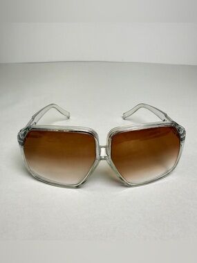 VINTAGE Foster Grant Clear Frame Brown Gradient Lens Sunglasses